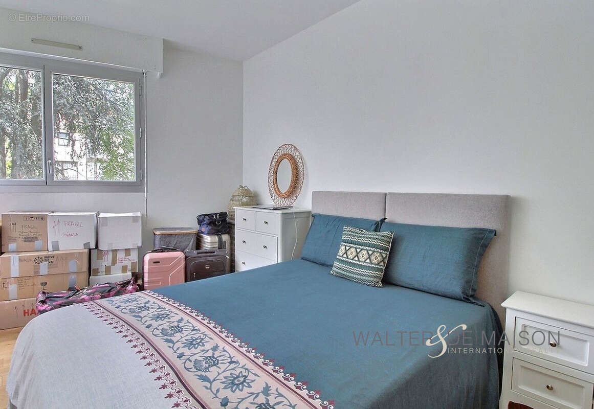 Appartement à VILLE-D&#039;AVRAY