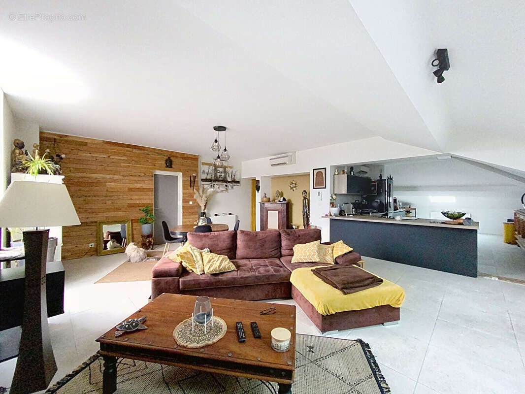 Appartement à MONTLUEL