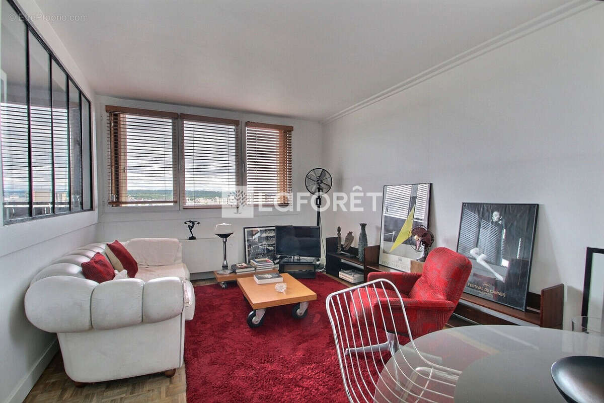 Appartement à NANTERRE