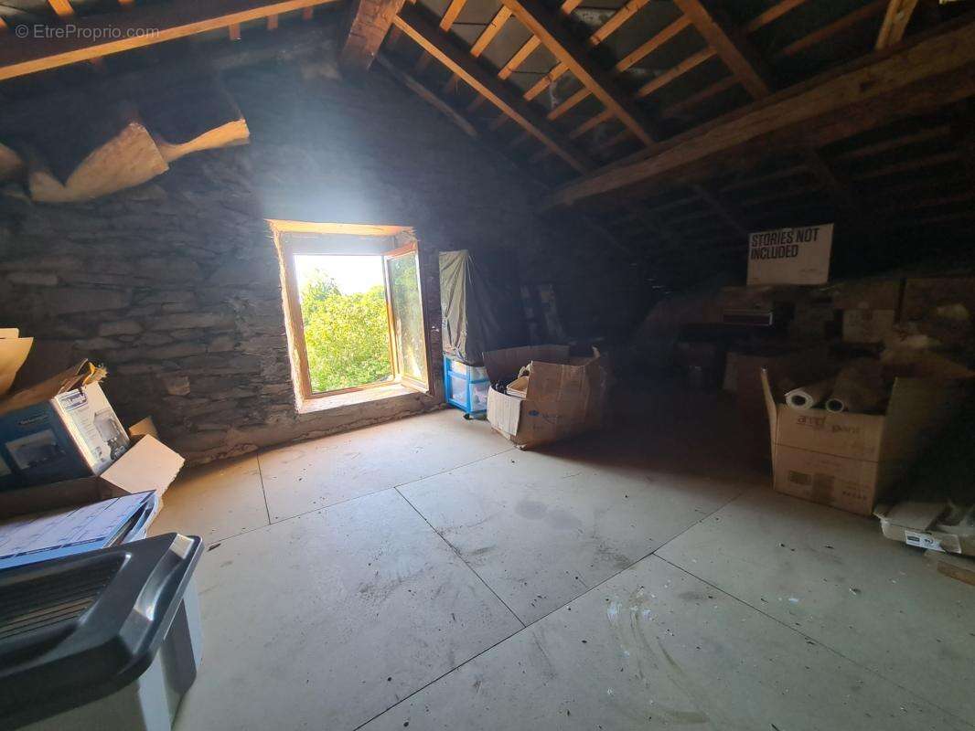 Maison 5 pces, 100 m² – Grange 85 m² – Terrain 5 250 m² dont parcelle constructible – Châteauneuf-la-Forêt - photo 11
