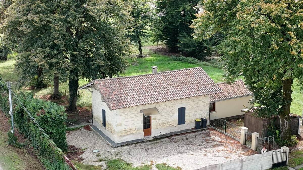 Photo 1 - Maison à SAINTE-BAZEILLE