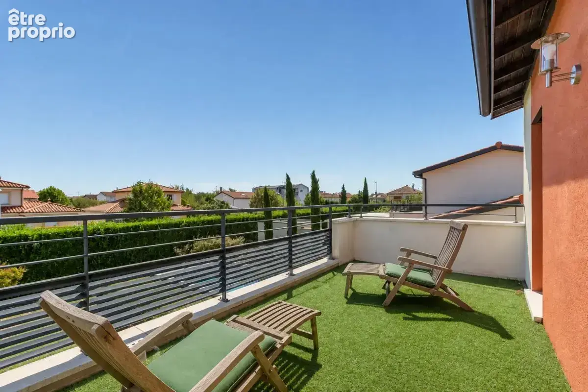 Maison de 6 pièces de 160 m² à Mions - photo 13