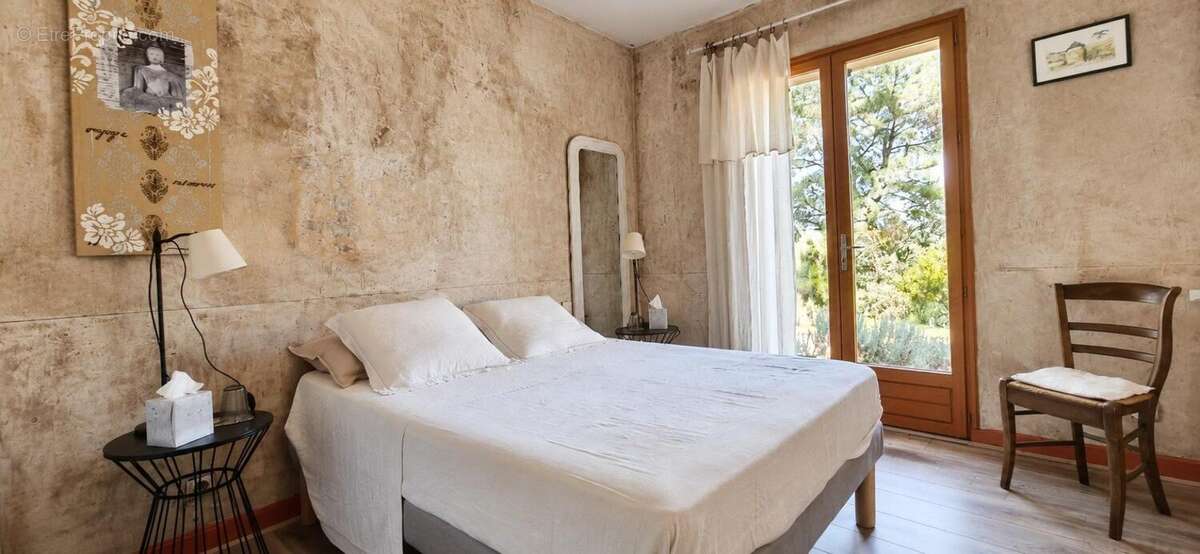 Maison 363 m² à Auge  - photo 7