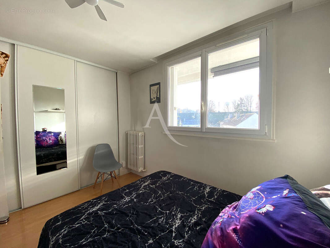 Appartement à BURES-SUR-YVETTE