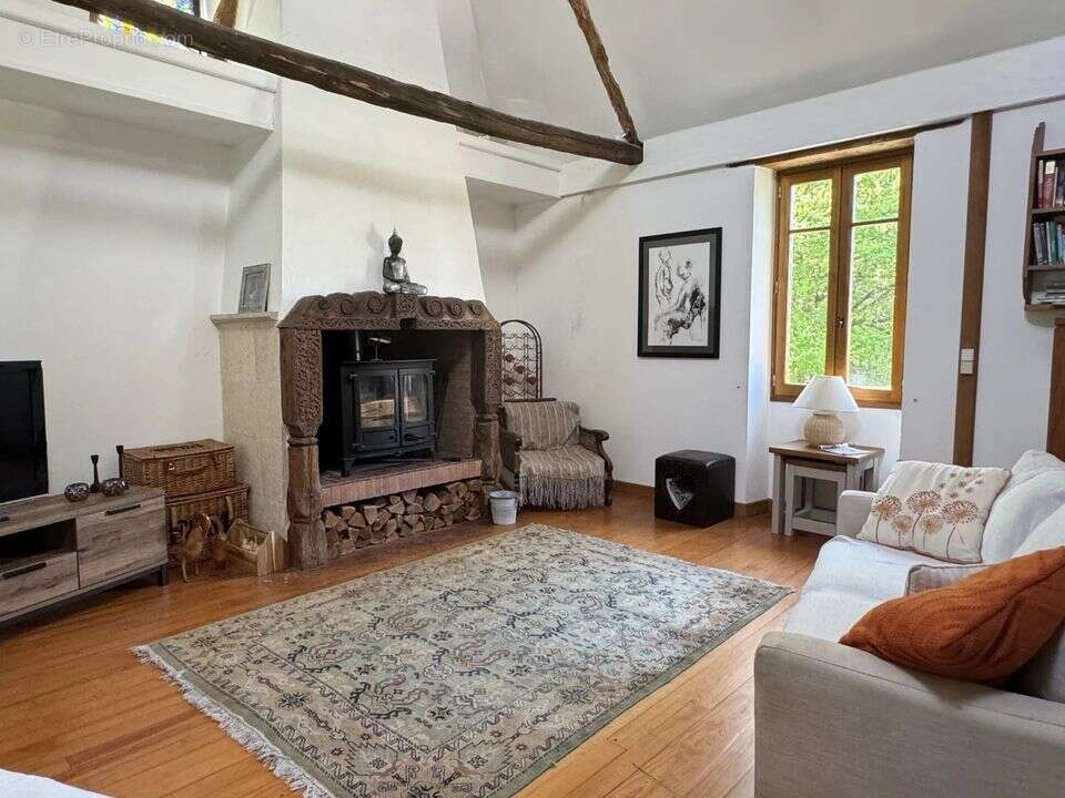 Maison à GOURDON