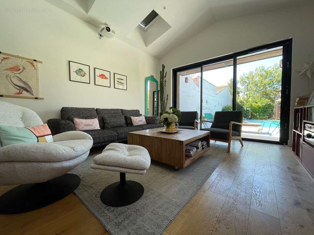 Maison à LA ROCHELLE