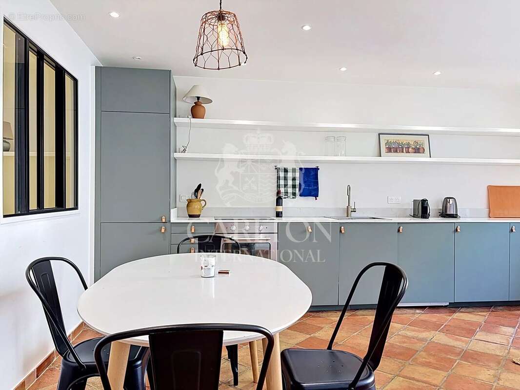 Appartement à SAINT-TROPEZ
