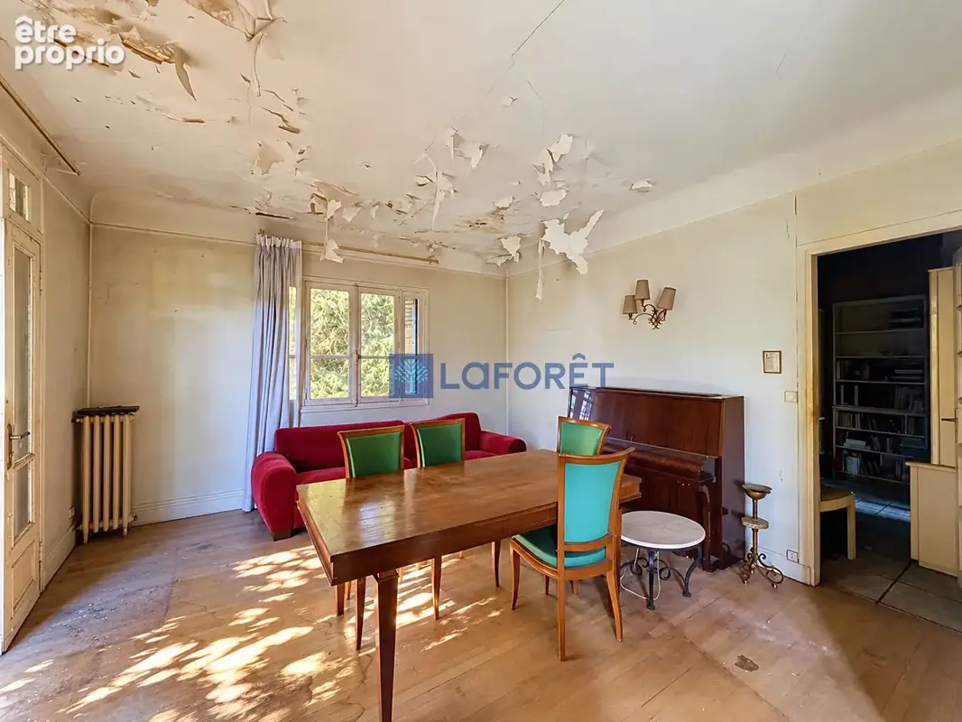 Maison à rénover sur un terrain exceptionnel de 1742m2. Une opportunité rare!! - photo 2