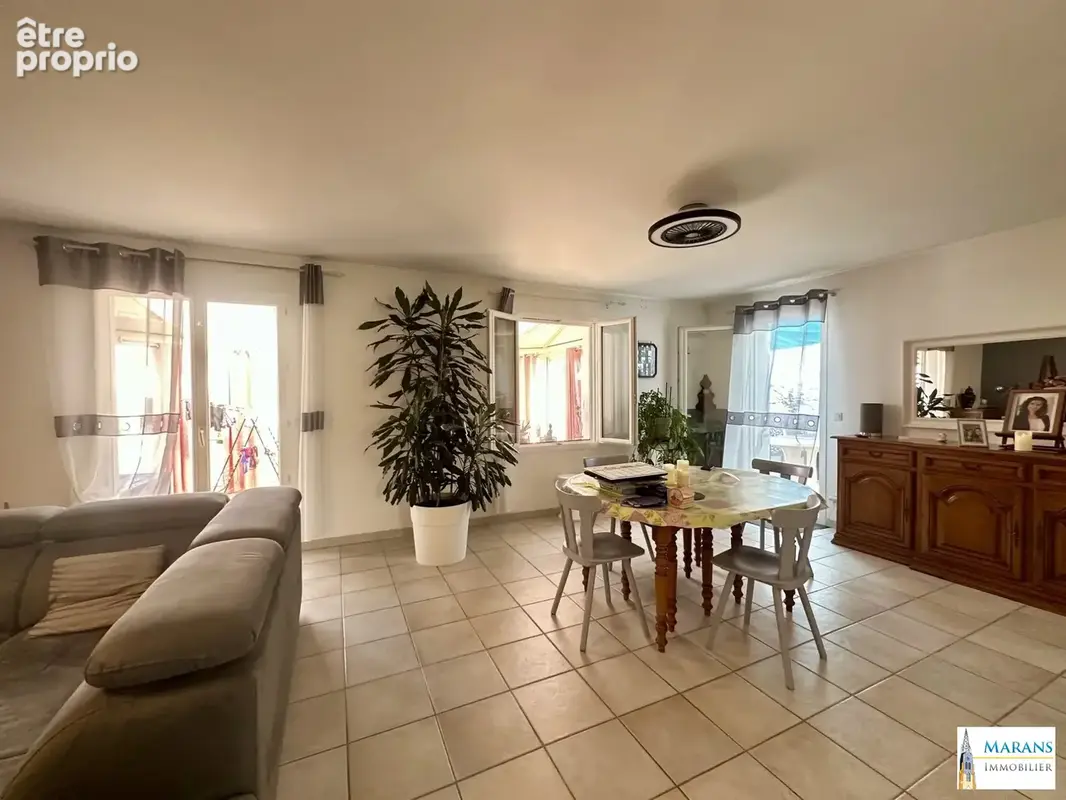 Maison 124 m² à Charron  - photo 4