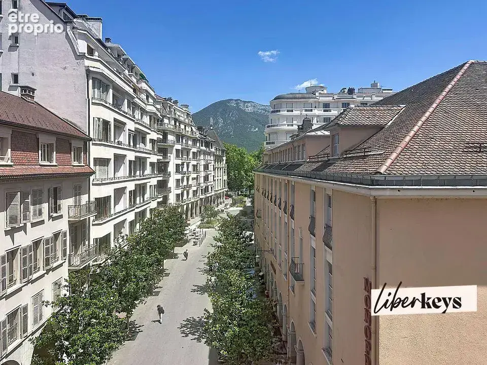 A vendre - Appartement triplex de 7 pièces de 109 m² - Annecy 74000 - photo 18