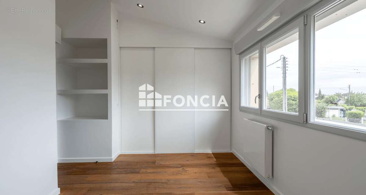 Appartement à PESSAC