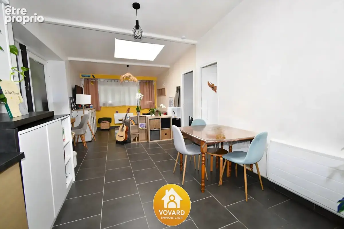 Appartement F3 en RDC dans petite copropriété fermée - photo 2