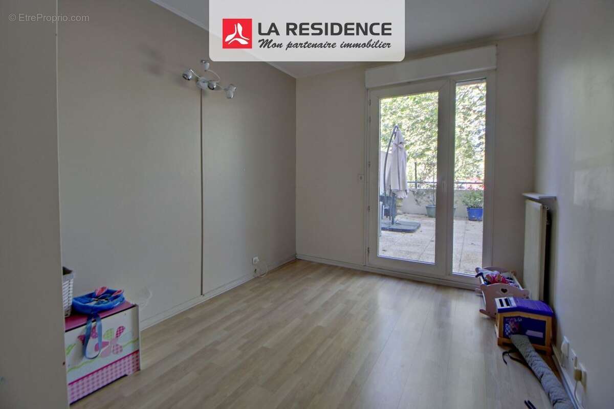 Appartement 56 m² à Plaisir  - photo 6