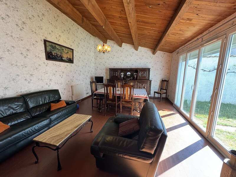 Maison à LES MATHES