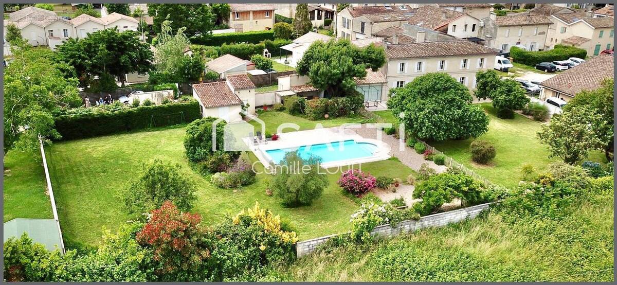 Photo 1 - Maison à ARVEYRES