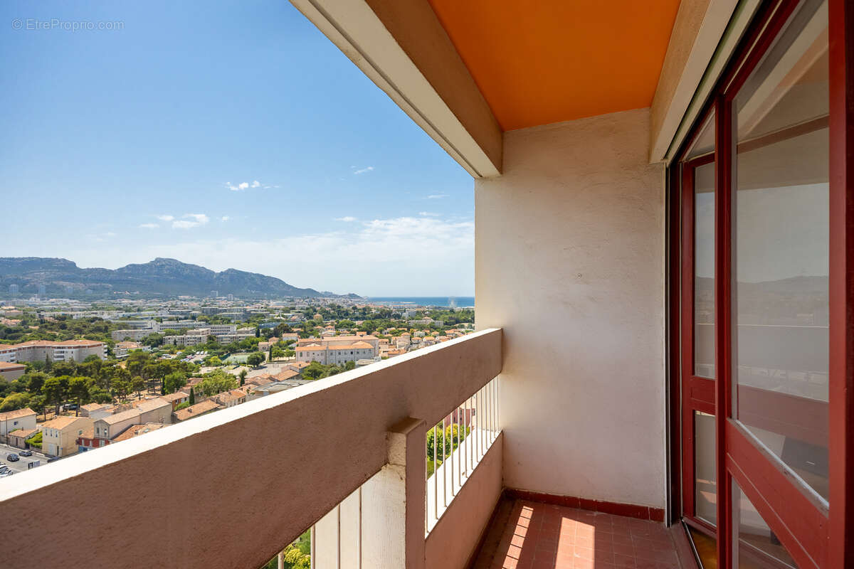 Le Brasilia   Rare T3 Duplex meublé plein sud - photo 2