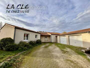 Maison à FRONTENAY-ROHAN-ROHAN