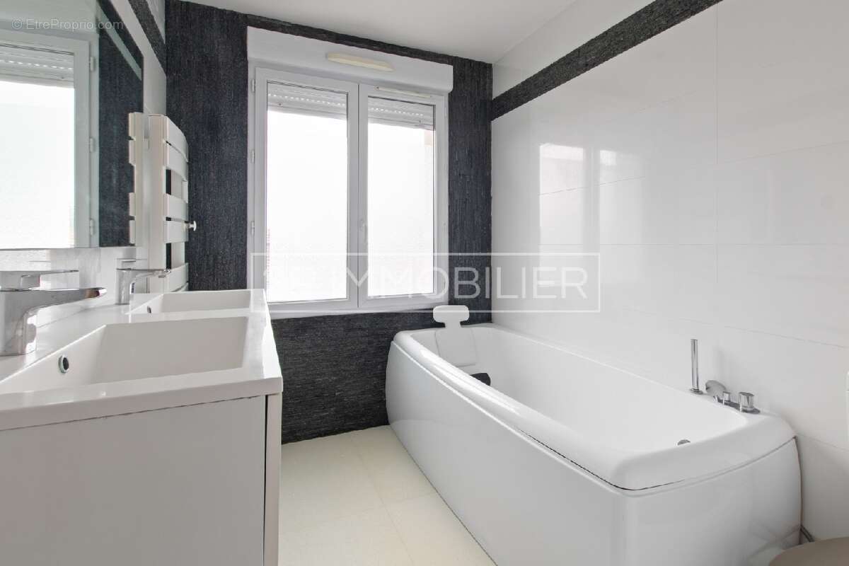 Maison à LIVRY-GARGAN