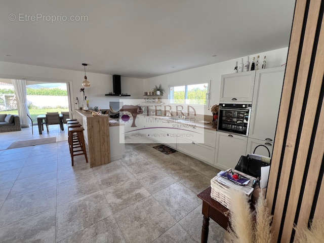 Maison à PRUNELLI-DI-FIUMORBO