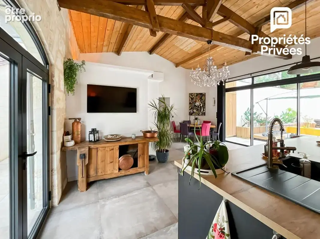 Maison en pierre 215 m² avec piscine et carrière, Cambes proche Bordeaux - photo 2