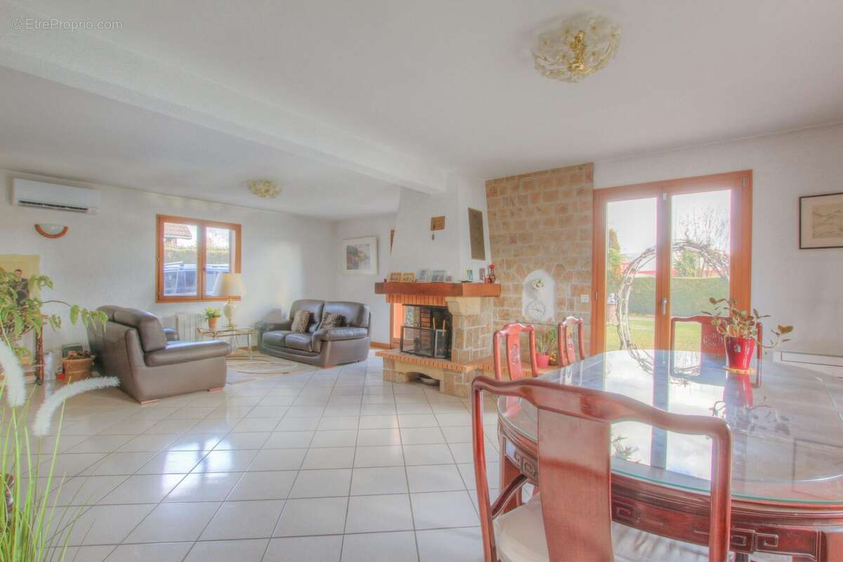 Maison 161 m² à Ornex  - photo 3