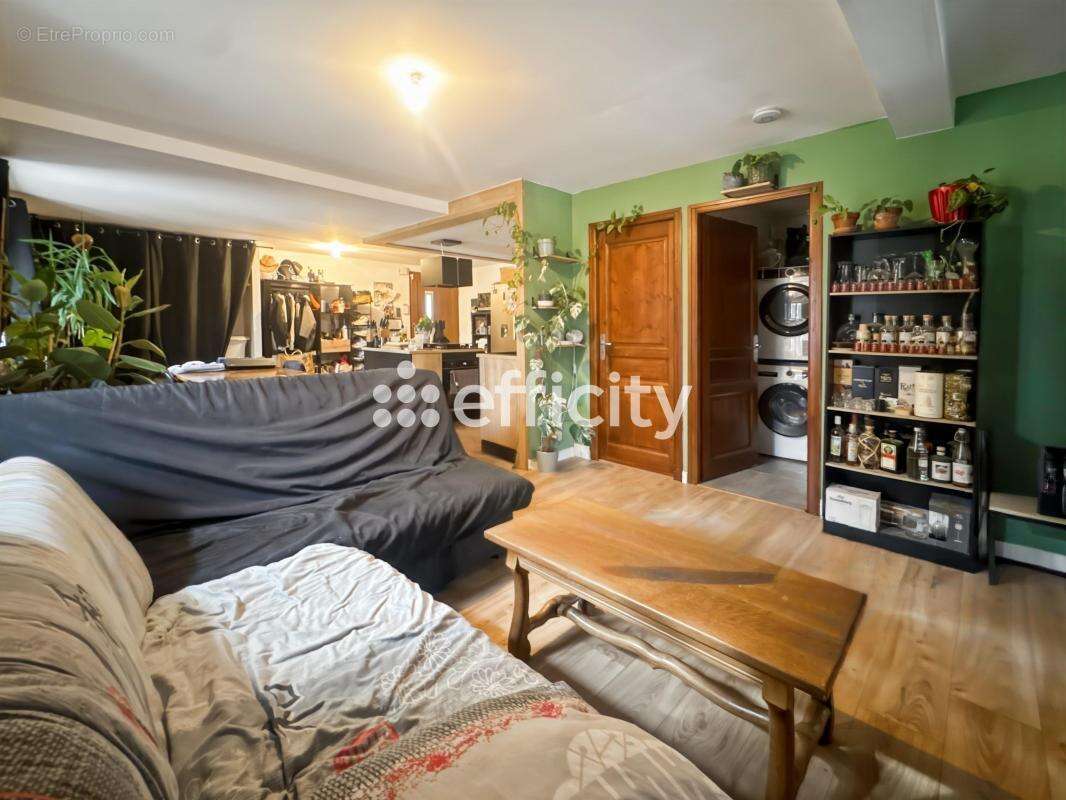 Appartement à MARIGNIER