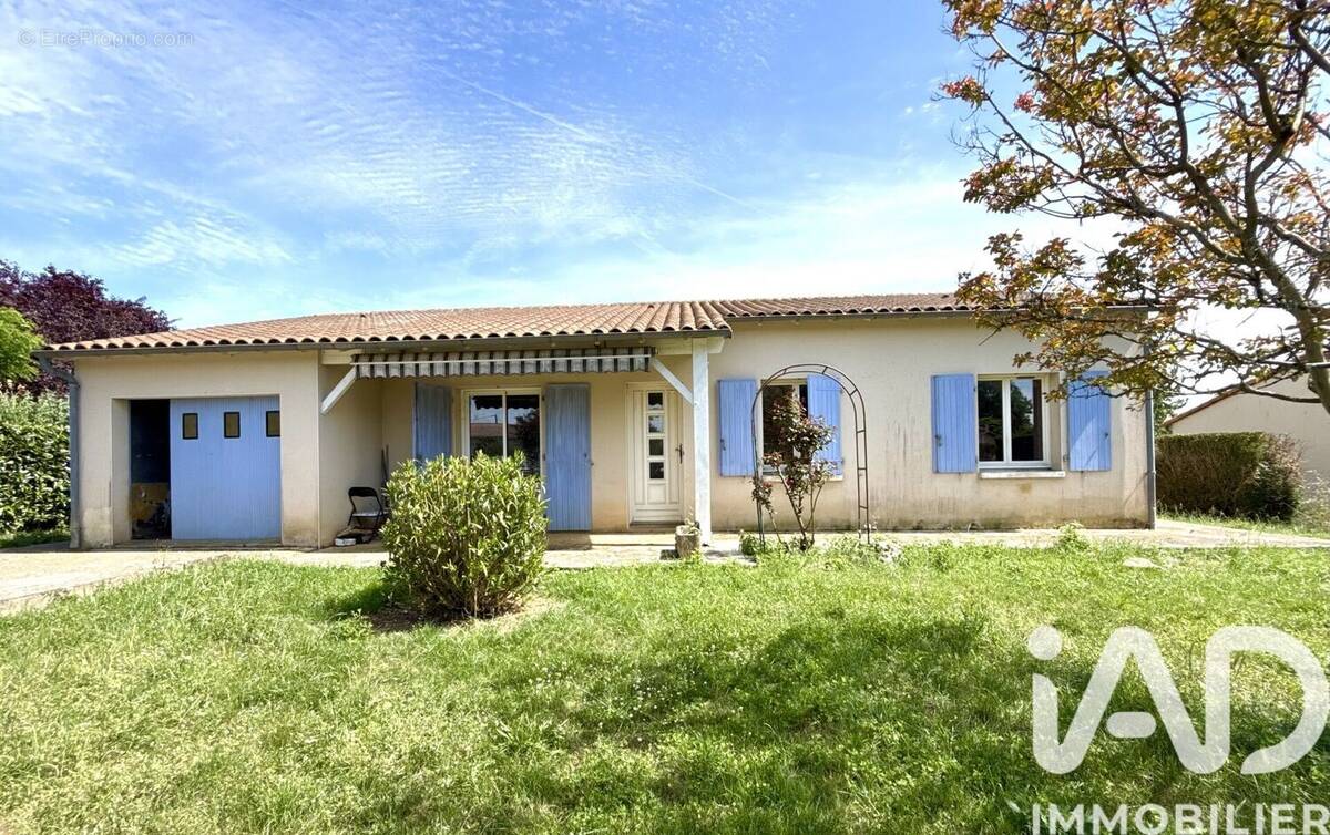 Photo 1 - Maison à MELLE
