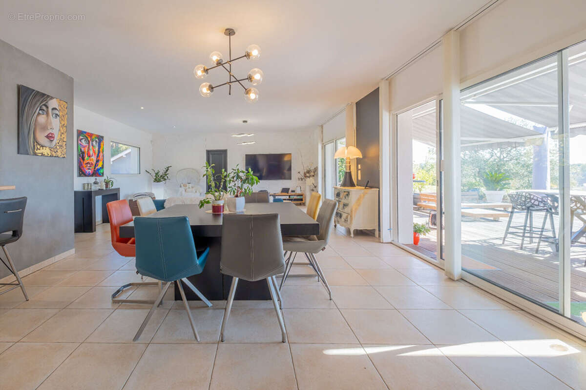 Maison à VILLENEUVE-SUR-LOT