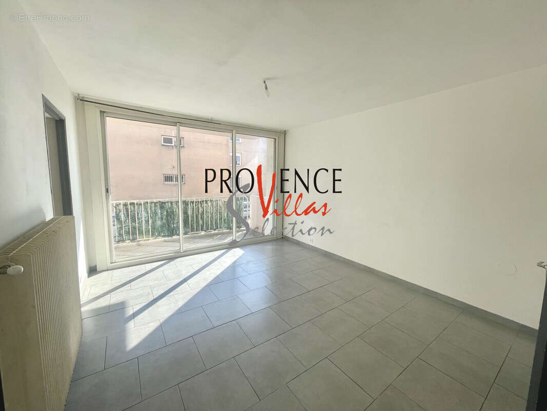 Appartement à BEAUCAIRE