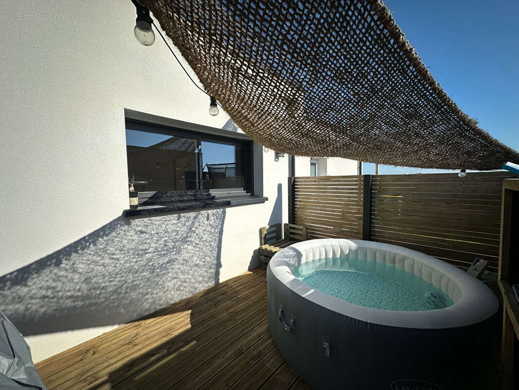 Maison à SAINT-DERRIEN