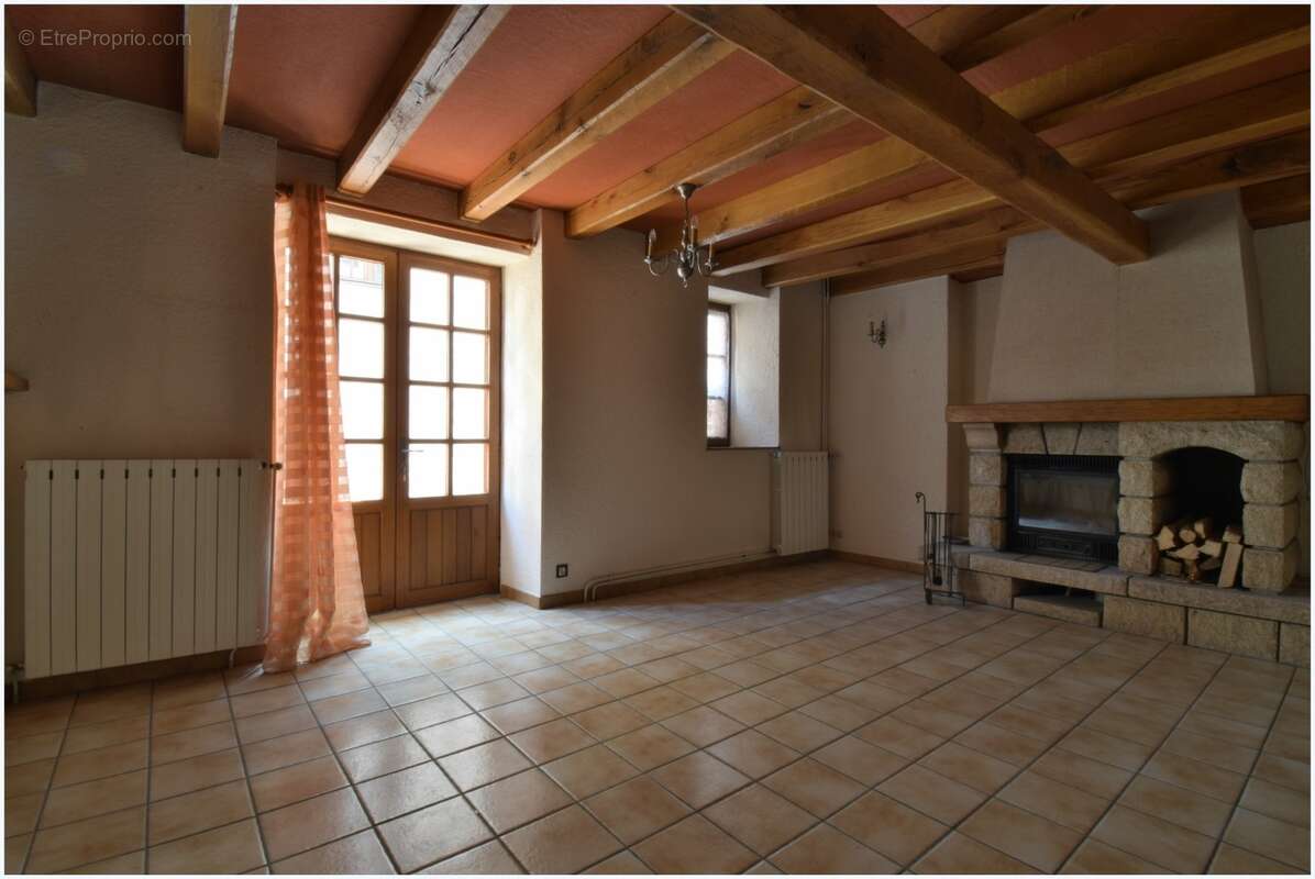 Maison à vendre 4 pièces USSEL (19) - photo 4