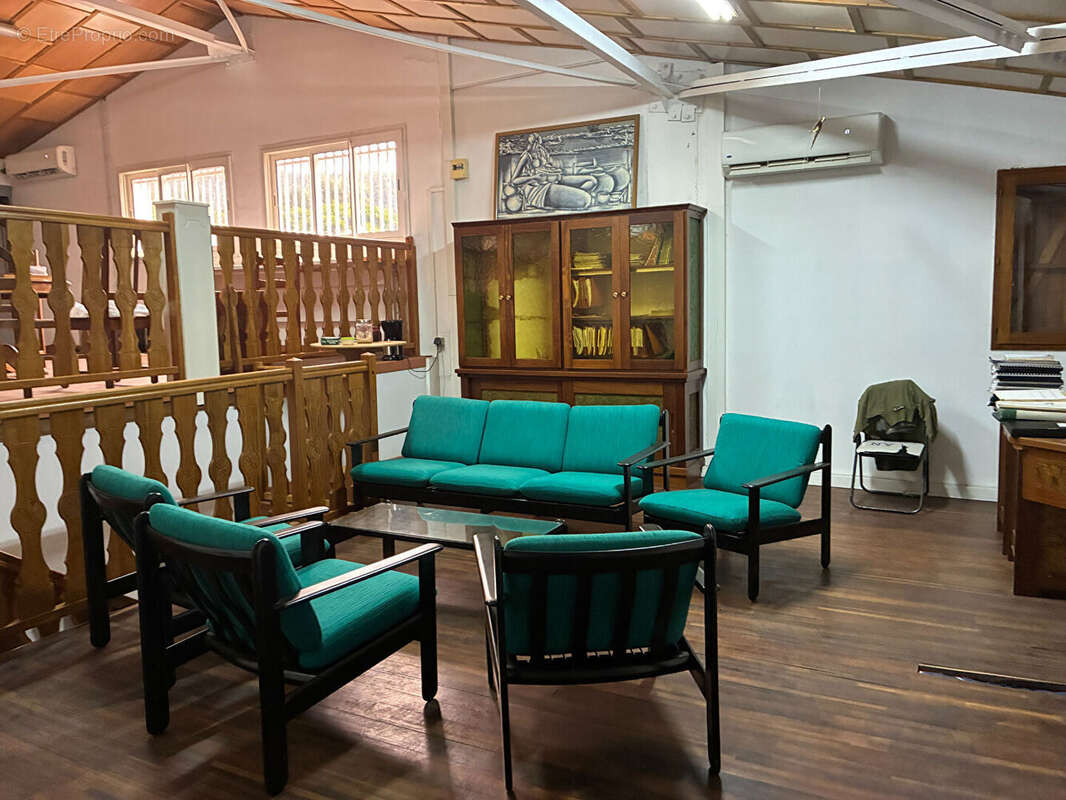 Commerce à SAINT-JOSEPH