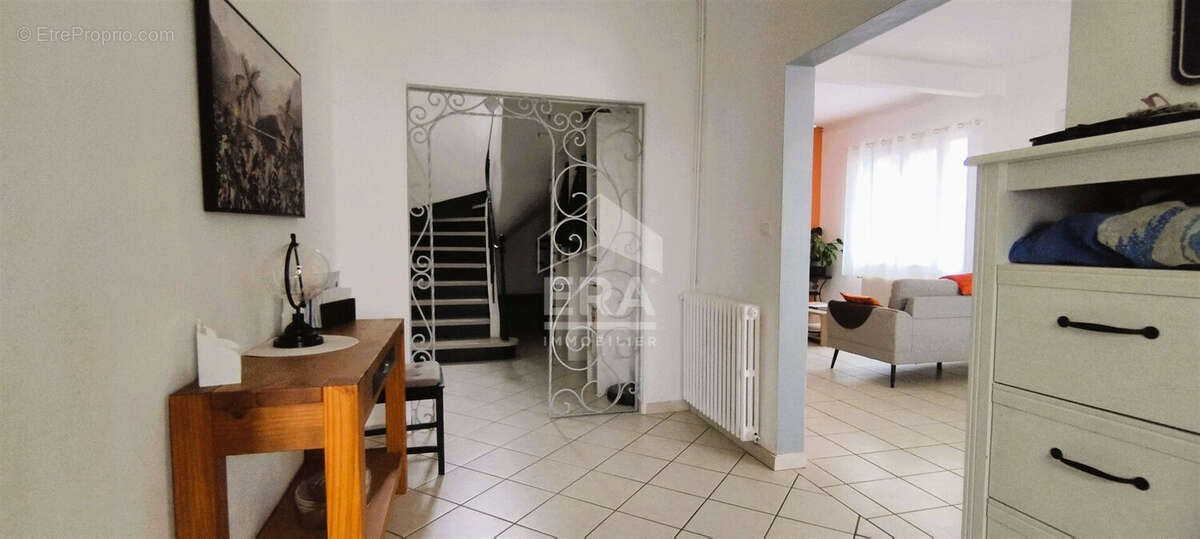 Maison à PORT-SAINTE-MARIE