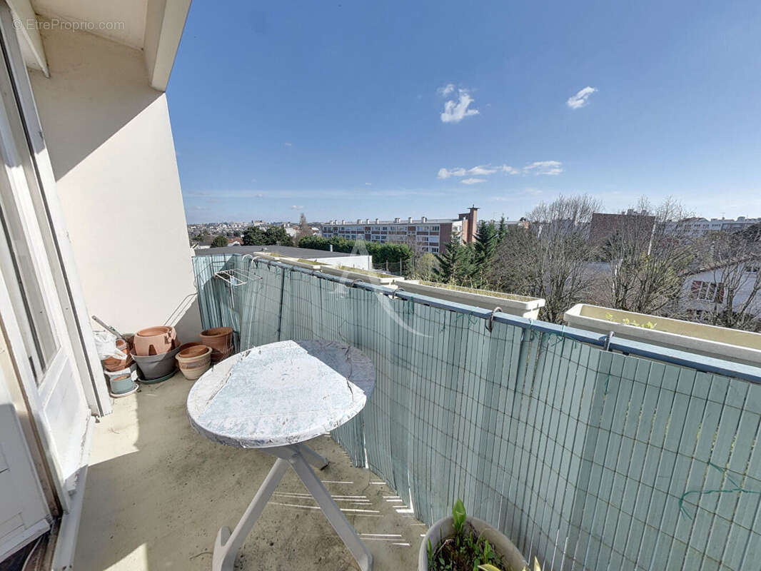 Appartement à LE PERREUX-SUR-MARNE