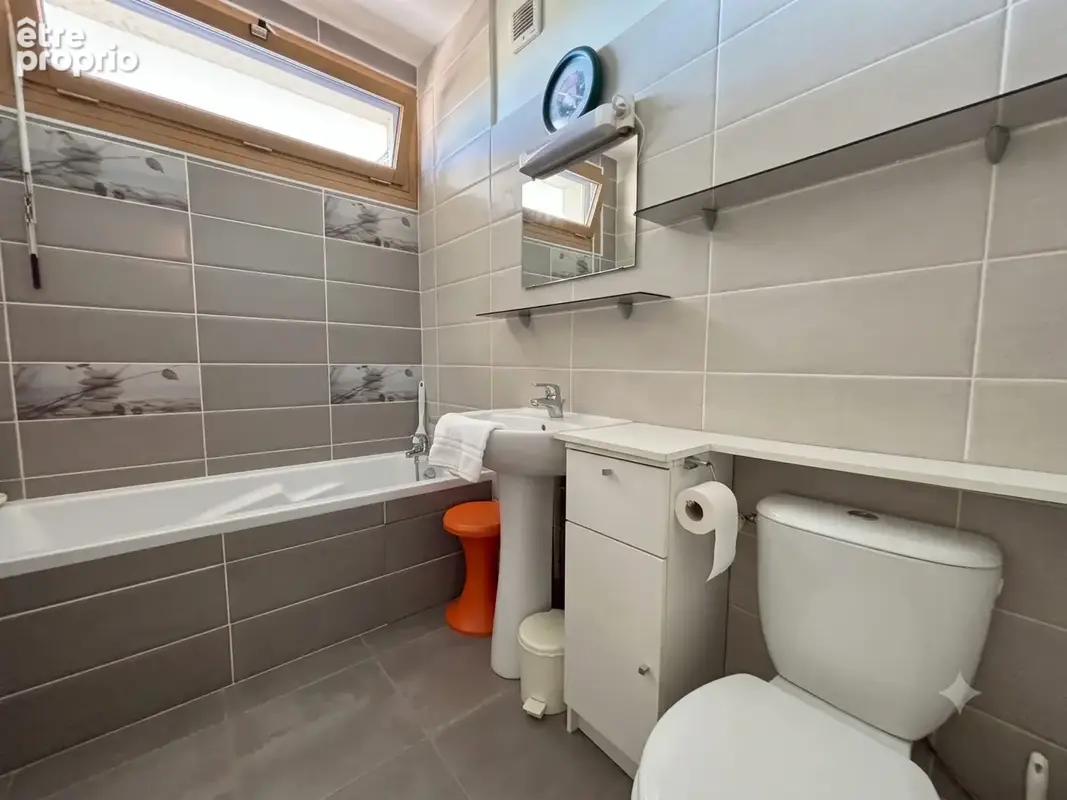 Appartement 4 pièces 65 m² à vendre à Romans-Sur-Isere (26100) - photo 9