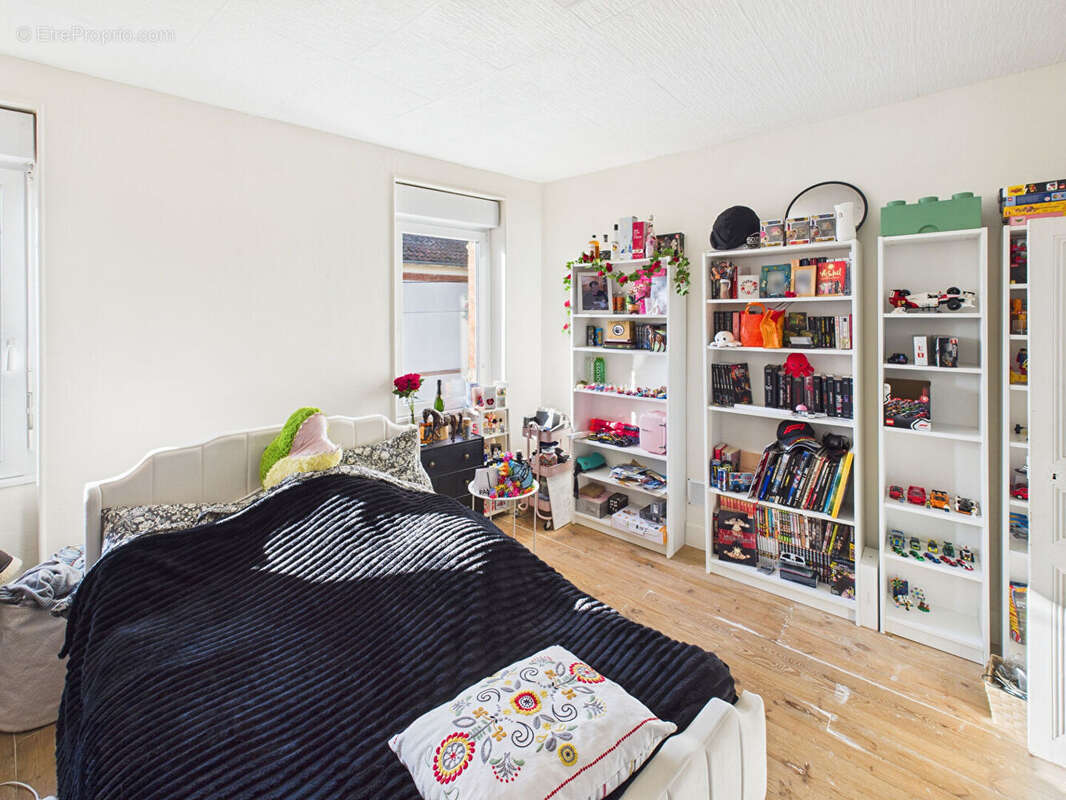 Maison à AIGUEPERSE