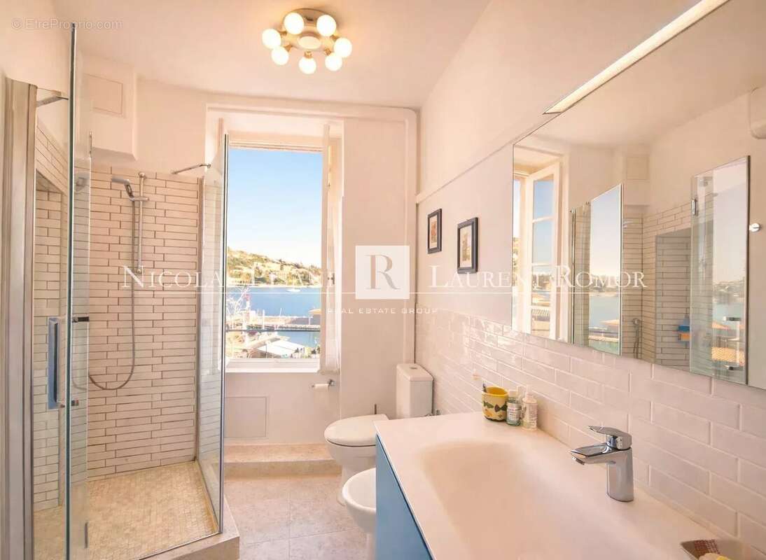 Appartement à VILLEFRANCHE-SUR-MER