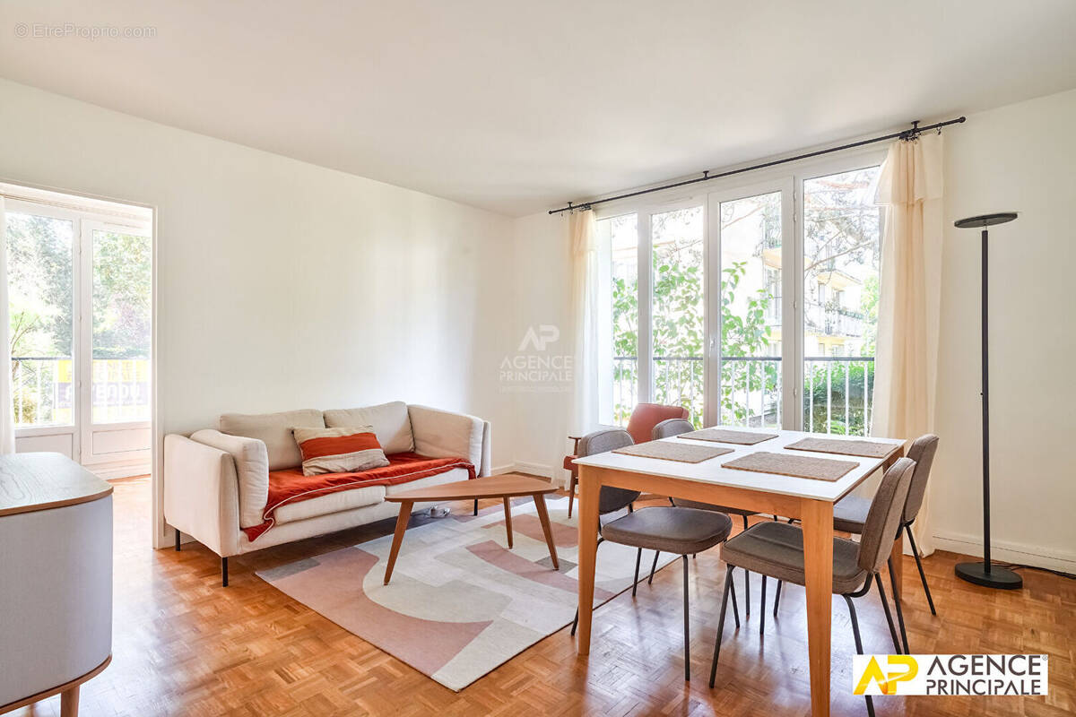 Appartement à MAISONS-LAFFITTE