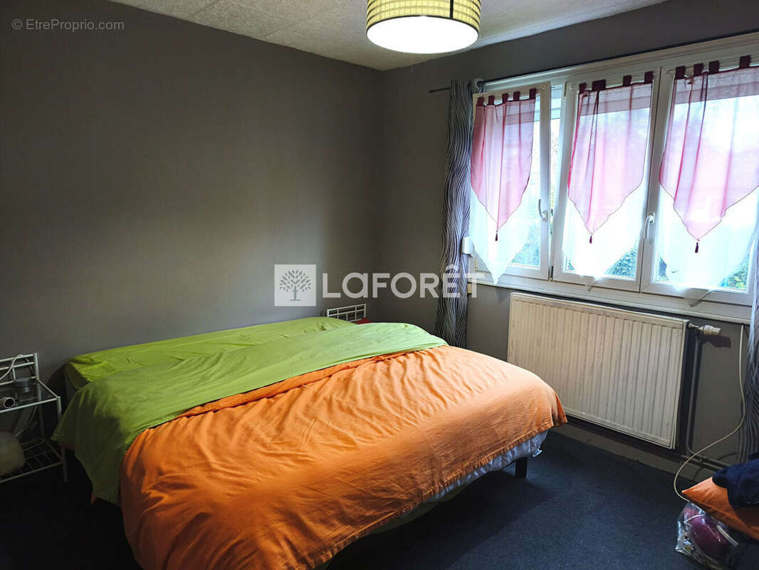 Appartement à ELOYES