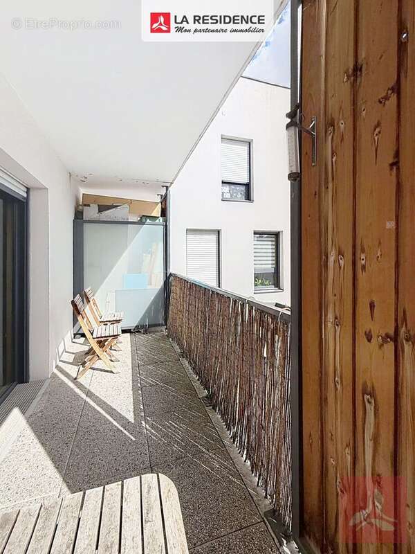 Appartement 69 m² à Saint-Denis  - photo 4