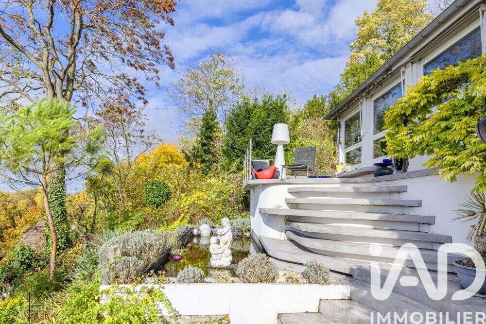Maison 175 m² à La Frette-Sur-Seine  - photo 7