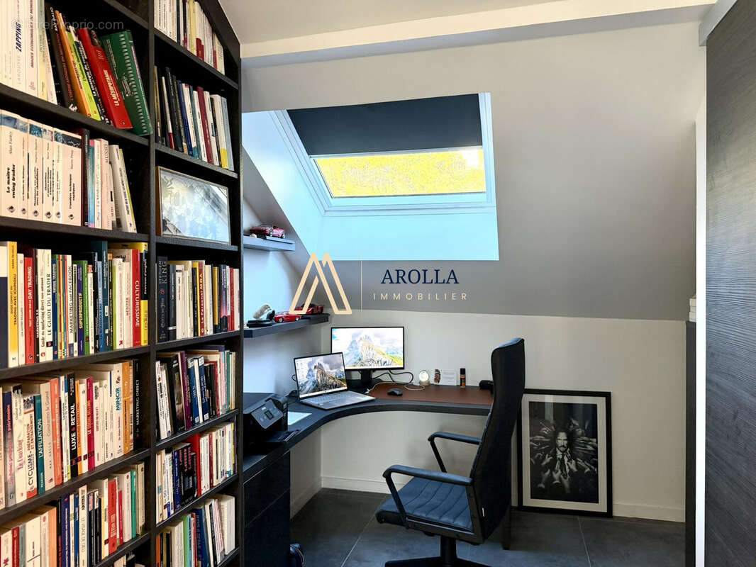 Maison à SAINT-JEOIRE-PRIEURE