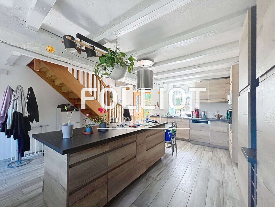 Maison à SAINT-AUBIN-DU-CORMIER