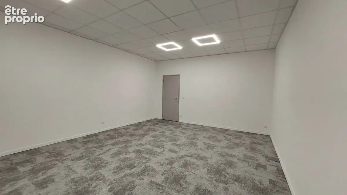 Bâtiment d’activité de 945 m2 sur 1 928 m2 de terrain - photo 14