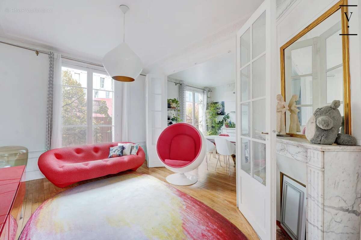 Appartement à PARIS-20E