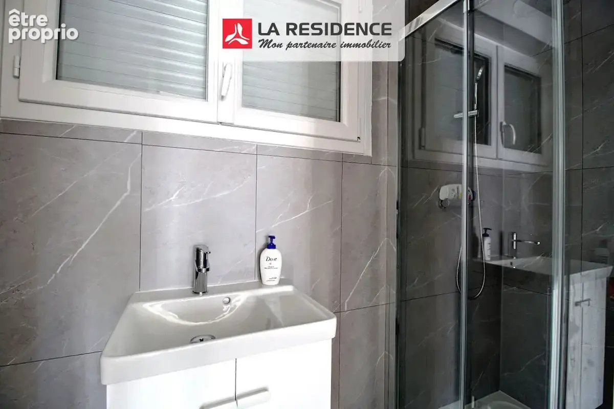 Maison 88 m² à Saint-Etienne-Du-Rouvray  - photo 9