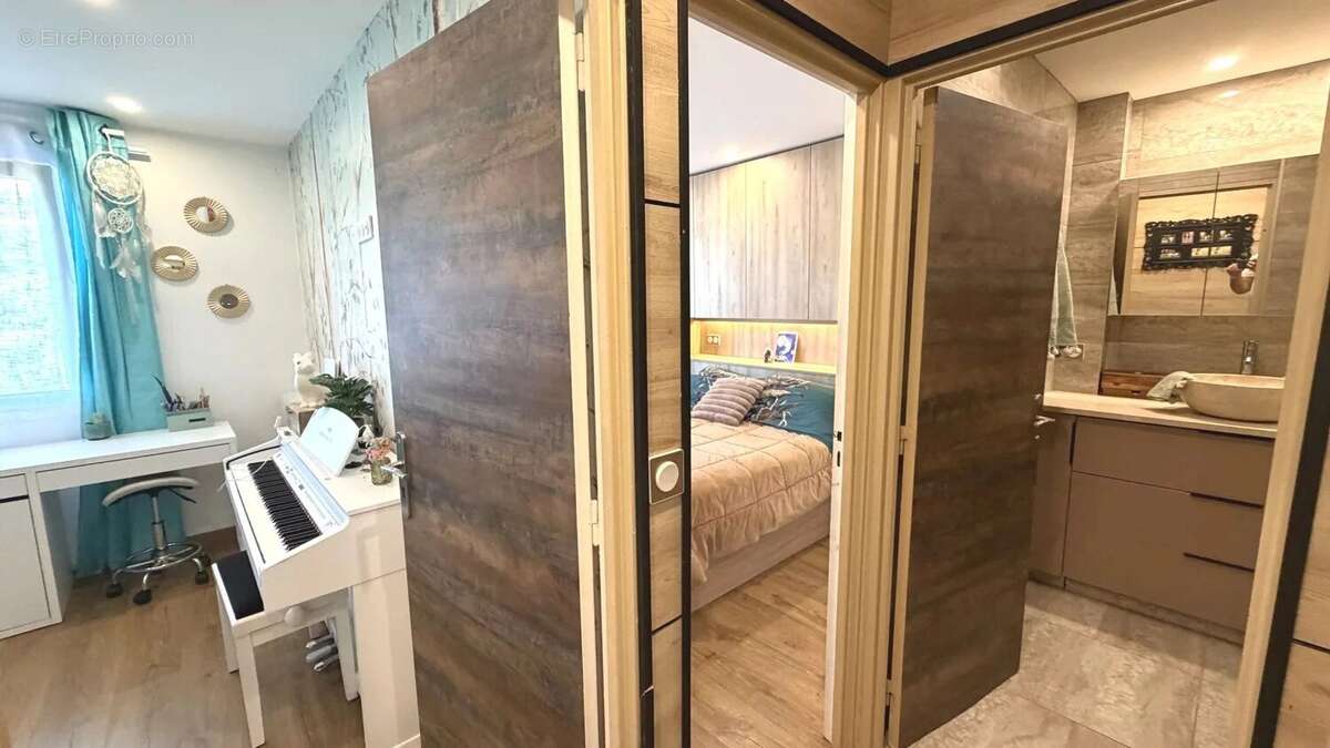 Appartement à LE CANNET