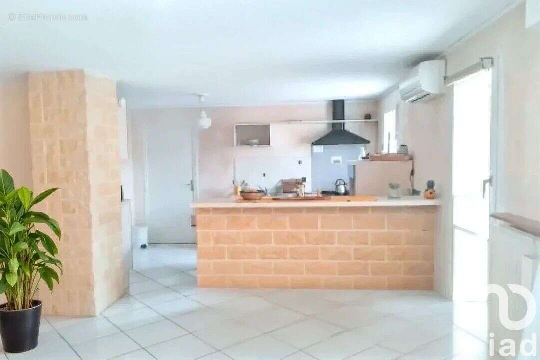 Photo 2 - Appartement à ROMANS-SUR-ISERE