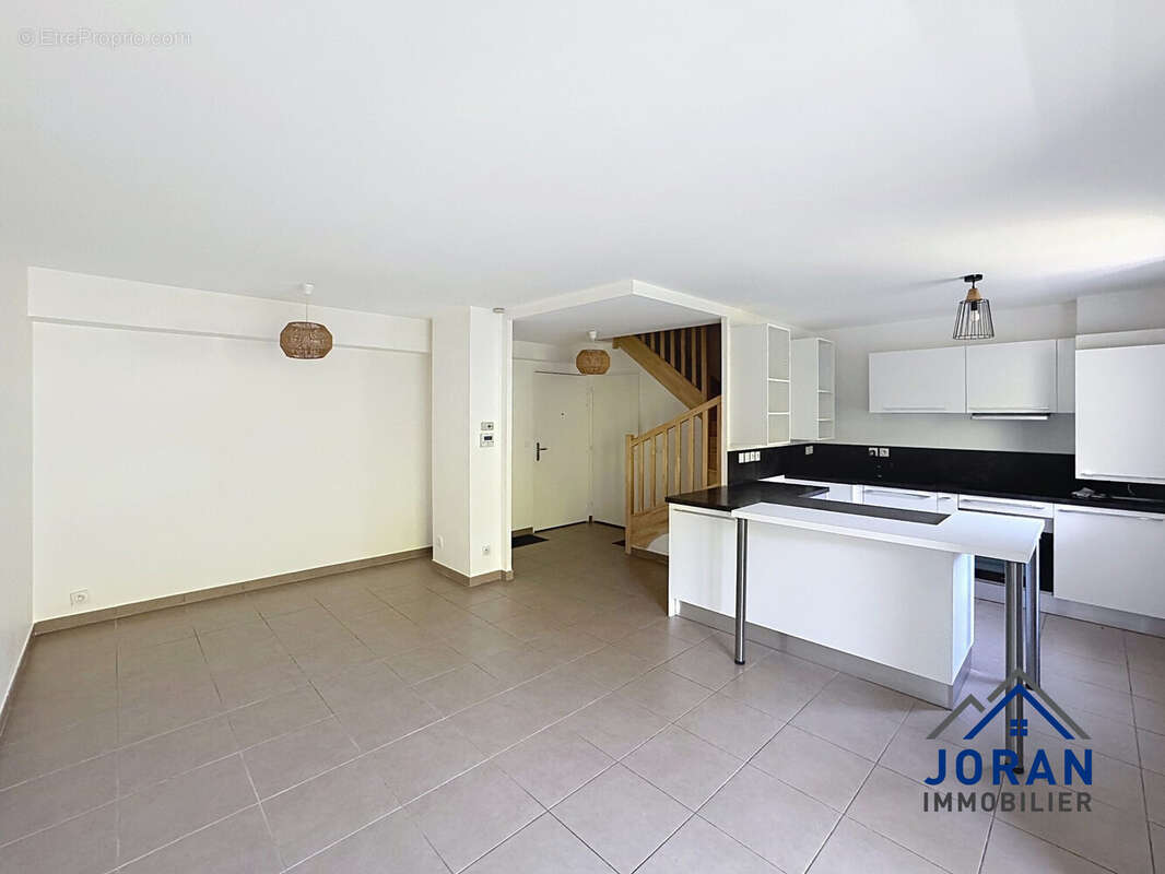 Appartement 74 m² à Presilly  - photo 5