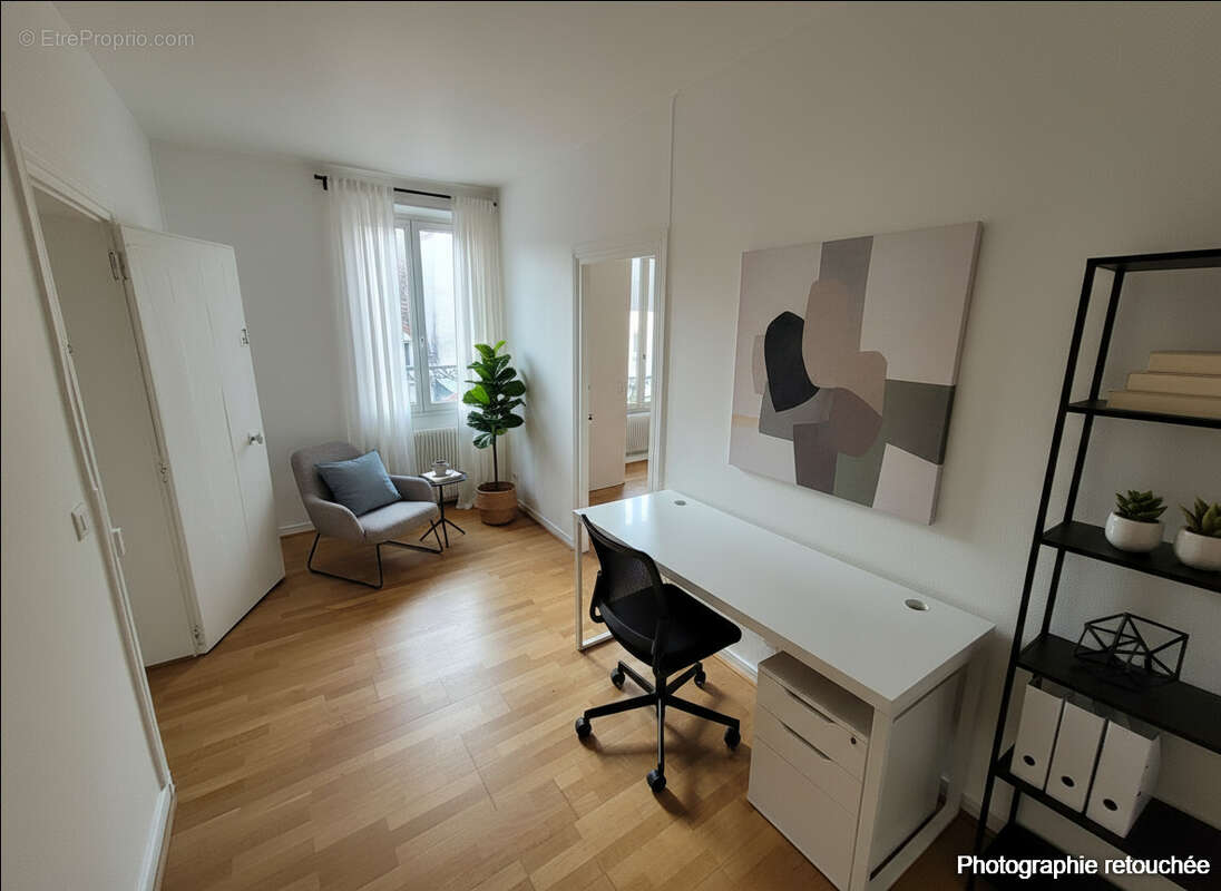 Appartement à VERRIERES-LE-BUISSON